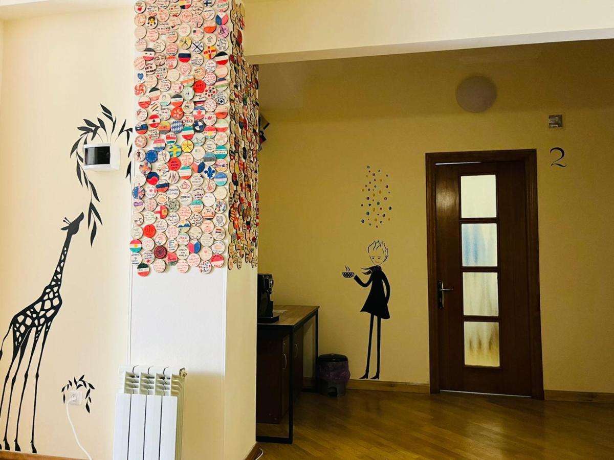 Arevahostel&Apartment Yerevan Exterior foto